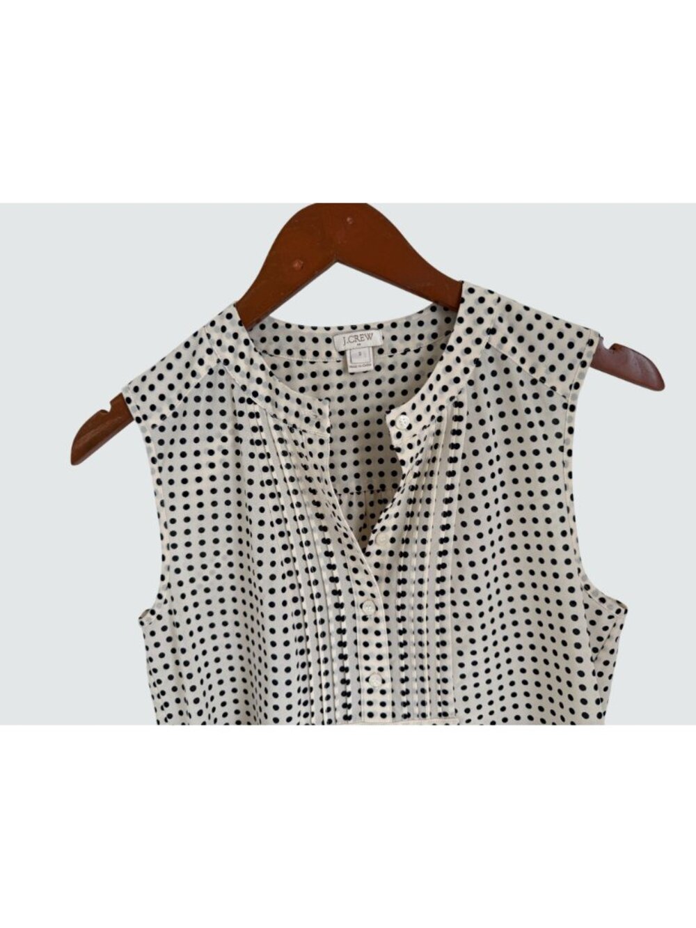 J. Crew Sleeveless Polka Dot Blouse Size 2 Black & White 100% Polyester Womens L - Picture 2 of 7